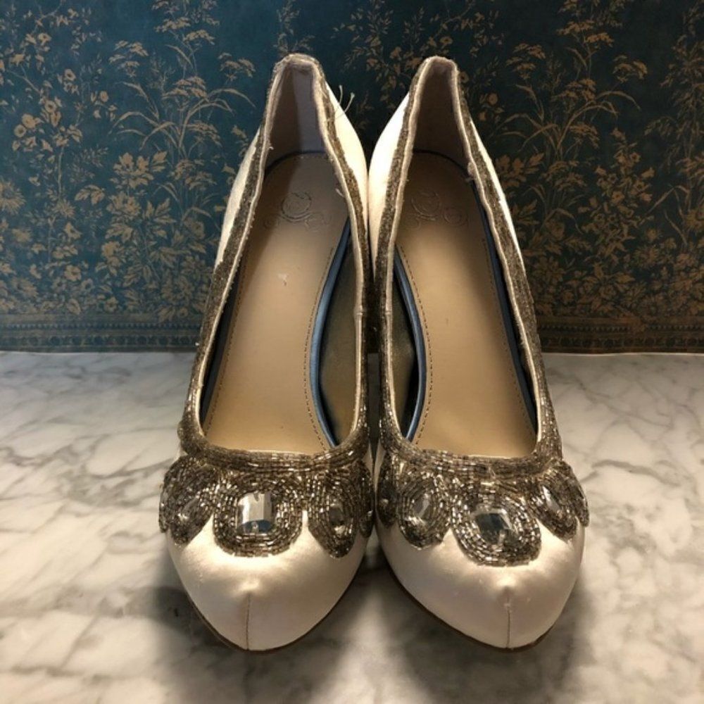 DSW x Disney Beaded Satin Cinderella Pumps Size 8.5